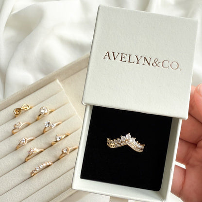 Celestine Ring in Yellow Gold